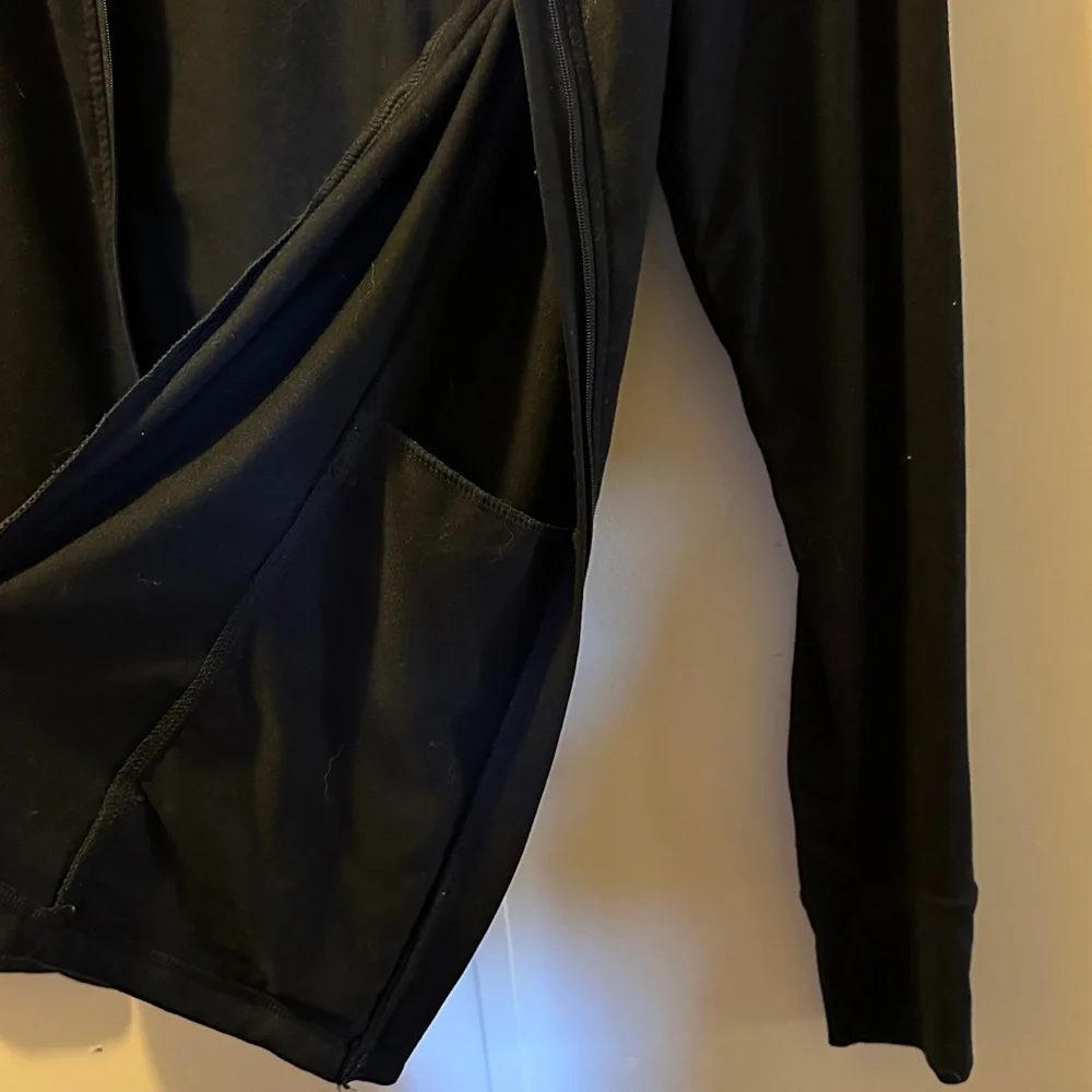 Danskin Women's Black Zip-Up Jacket SMALL - Picture 7 of 8